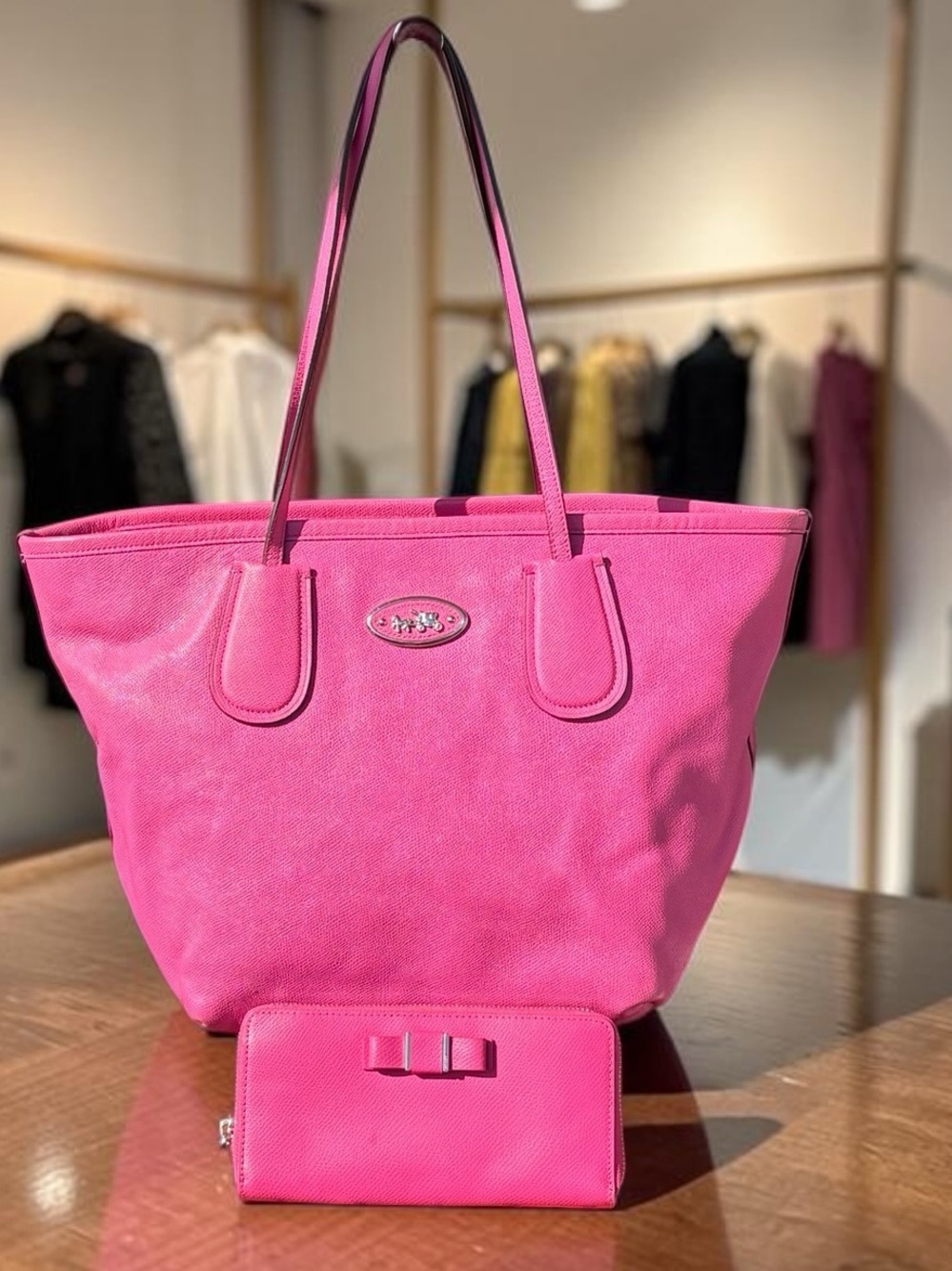 Coach New York taxi zip up tote with matching wallet hot pink palm beach glam